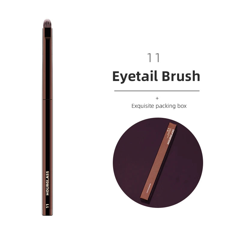 💄 Product Title:
Premium Hourglass Makeup Brush Set